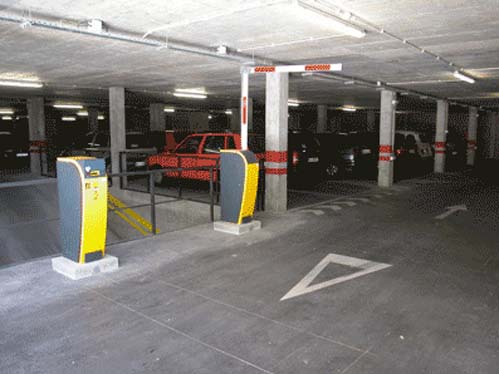 Entre 10 de Dezembro e 1 de Janeiro, as primeiras duas horas de estacionamento nos silos da Covilh so gratuitas