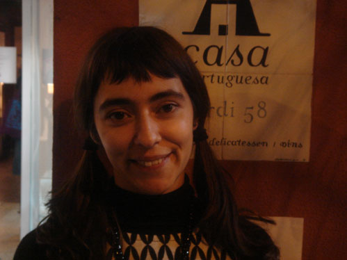 Leonor Pinto, la joven de Covilh que lidera el proyecto de la tienda en Barcelona.
