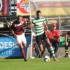 Mailó na disputa de um lance frente ao adversário. Foto: Sporting Clube da Covilhã