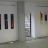 Algumas das telas de Gulnar Sacoor expostas na Galeria de Exposições "Tinturaria"