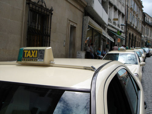 A Federação Portuguesa do Táxi vai sensibilizar a Câmara da Covilhã a comparticipar a aquisição de parquímetros
