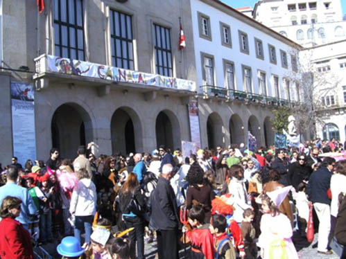 O Carnaval na Neve decorre entre 10 e 16 de Fevereiro