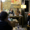 A convidada Ágata Roquette (à direita) em conversa com a nutricionista covilhanense Patrícia Gabriel (à esquerda).